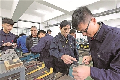 开启“职教小镇”建设征程 打造新时代职业技能培训新高地