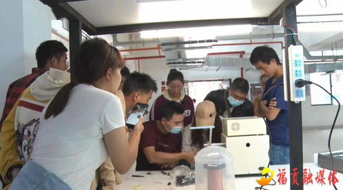 福贡县城区万人安置点技能培训班正式开班，助力电子产品装配与家政服务就业